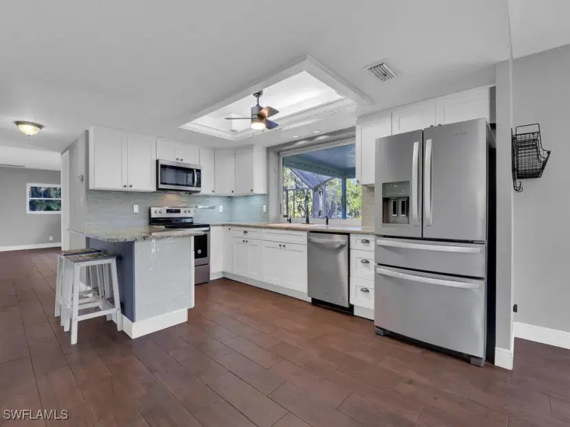 Picture of 1831 Seminole Harbor Dr, Alva FL 33920
