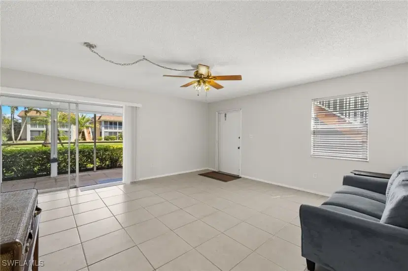 Picture of 1400 Pompei Ln 1, Naples FL 34103