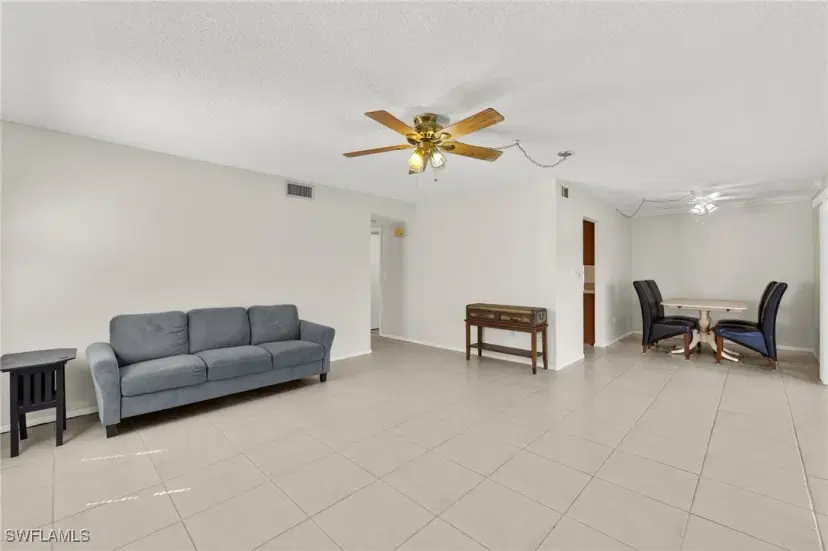 Picture of 1400 Pompei Ln 1, Naples FL 34103