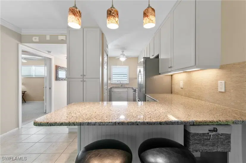 Picture of 490 Broad Ave S, Naples FL 34102