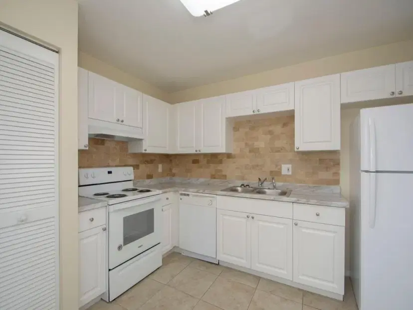 Picture of 698 SW Jeanne Avenue, Port St Lucie FL 34953