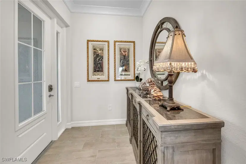 Picture of 163 Indies Dr E 101, Naples FL 34114