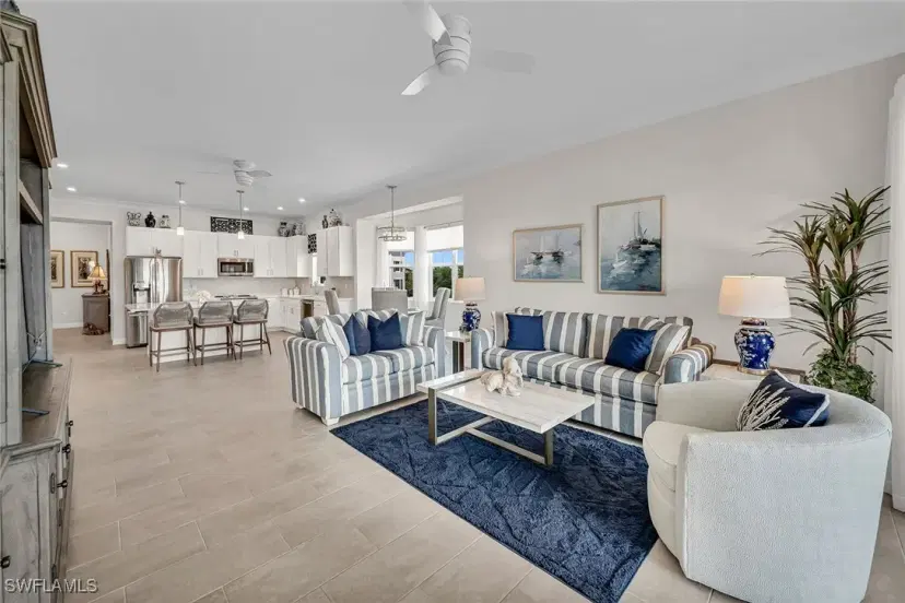 Picture of 163 Indies Dr E 101, Naples FL 34114