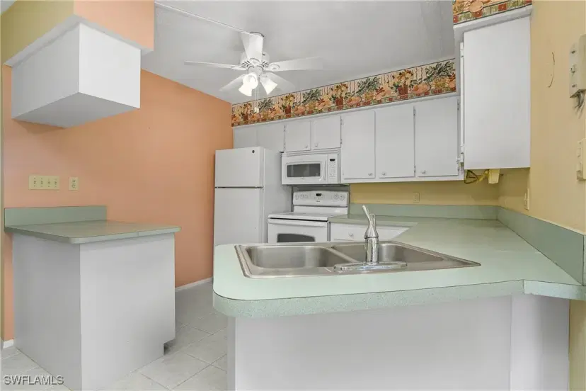 Picture of 7400 College Pkwy 59B, Fort Myers FL 33907
