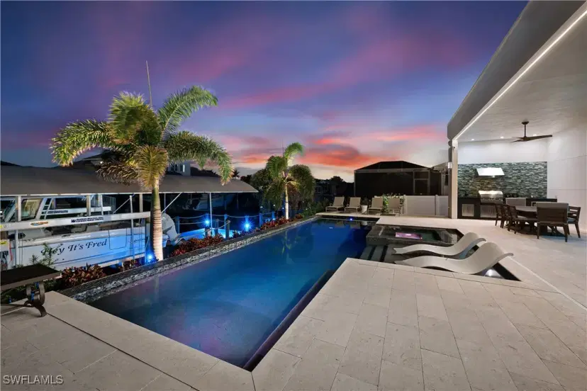Picture of 836 Miramar Ct, Cape Coral FL 33904