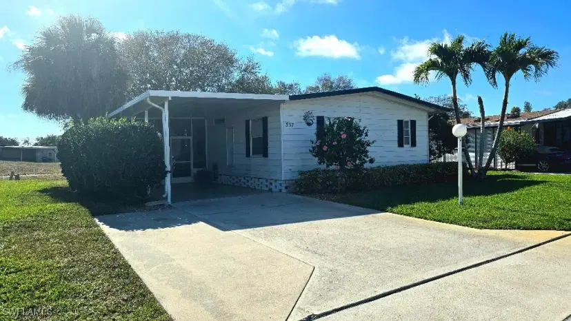 Picture of 537 Charlemagne Blvd, Naples FL 34112