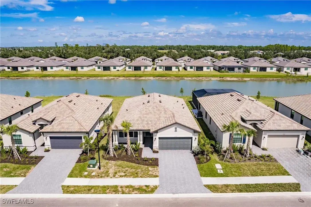 Picture of 13956 Hunter Oak Dr, Fort Myers, FL 33913