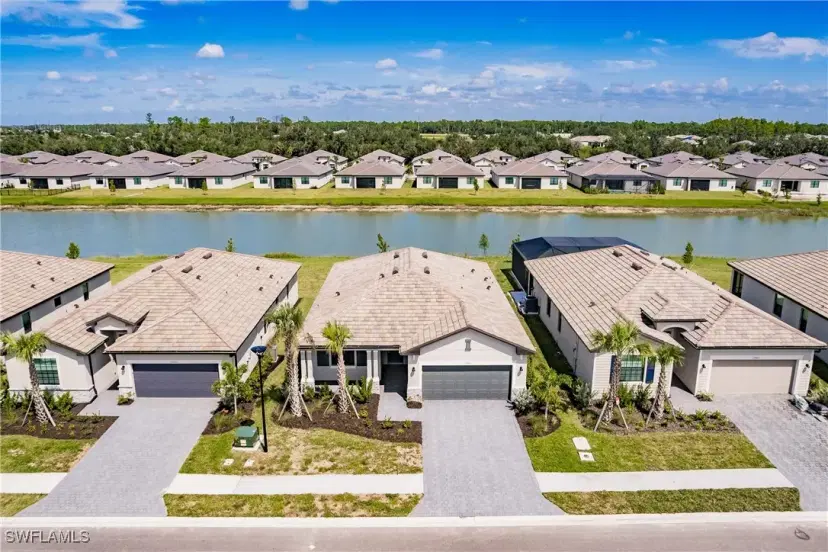 Picture of 13956 Hunter Oak Dr, Fort Myers FL 33913