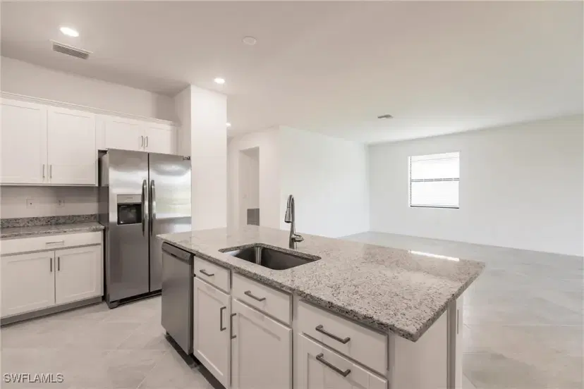 Picture of 13956 Hunter Oak Dr, Fort Myers FL 33913