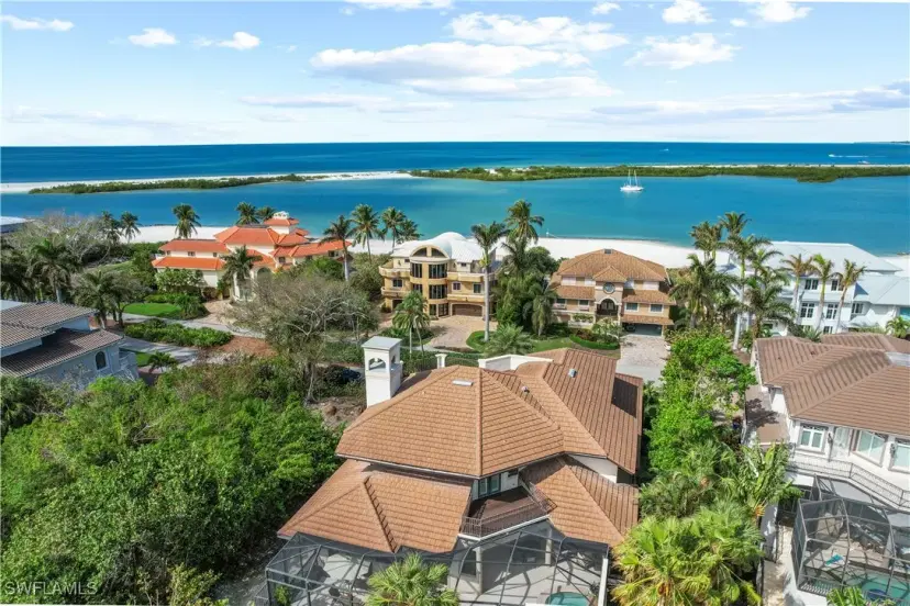 Picture of 195 S Beach Dr, Marco Island FL 34145