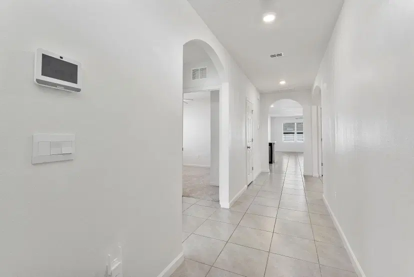 Picture of 357 SE Oakridge Dr, Port St Lucie FL 34984