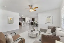Picture of 357 SE Oakridge Dr, Port St Lucie, FL 34984