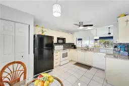 Picture of 192 Furse Lakes Cir H8, Naples, FL 34104
