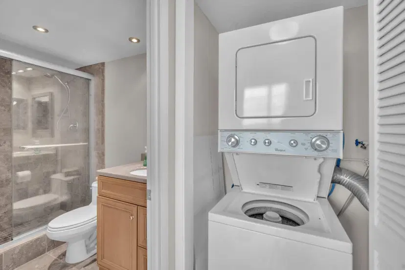 Picture of 605 Oaks Dr 907, Pompano Beach FL 33069