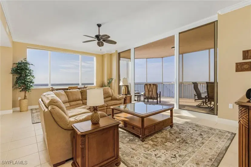 Picture of 2104 W First St 2201, Fort Myers FL 33901