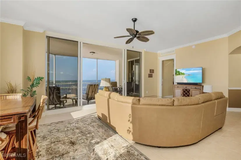 Picture of 2104 W First St 2201, Fort Myers FL 33901