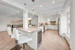 Picture of 108 Clubhouse Dr 165, Naples, FL 34105