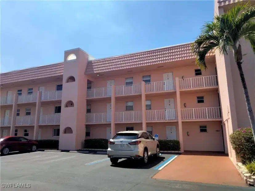 Picture of 180 Turtle Lake CT 105, Naples FL 34105