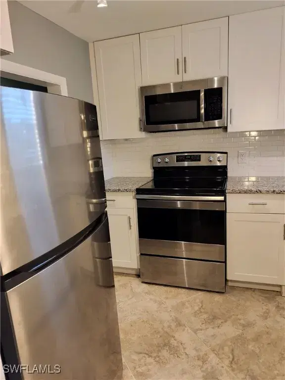 Picture of 180 Turtle Lake CT 105, Naples FL 34105