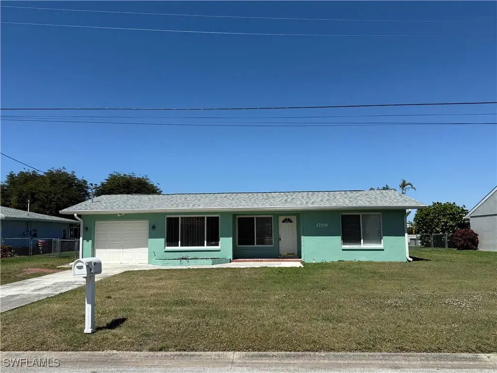 Picture of 1709 NE 7Th Ter, Cape Coral, FL 33909