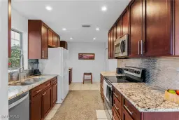 Picture of 2032 Bahama Ave, Fort Myers, FL 33905
