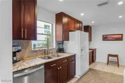 Picture of 2032 Bahama Ave, Fort Myers, FL 33905