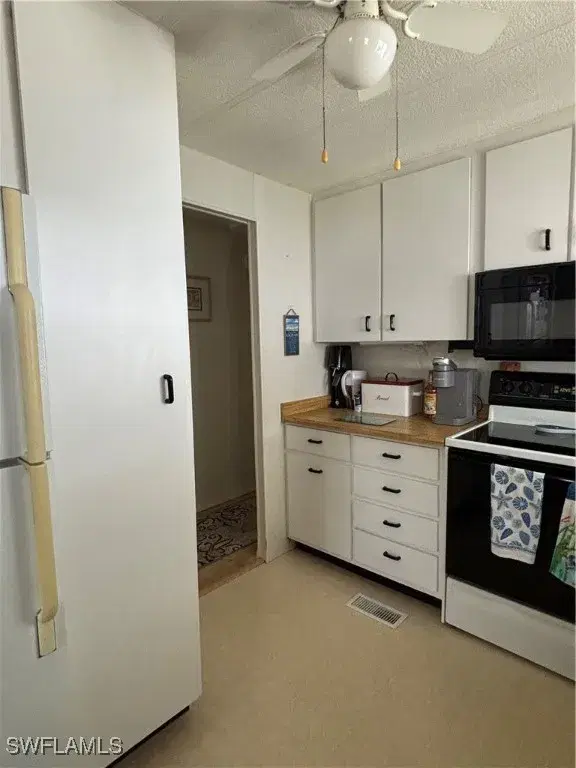 Picture of 207 Harvest Ln, North Fort Myers FL 33917