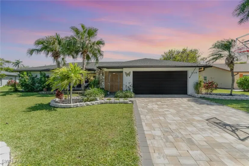 Picture of 1438 Claret Ct, Fort Myers FL 33919