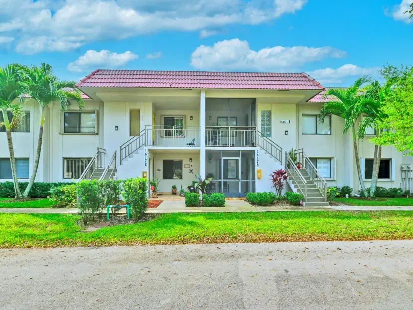 Picture of 16168 Laurel Dr 101, Weston FL 33326