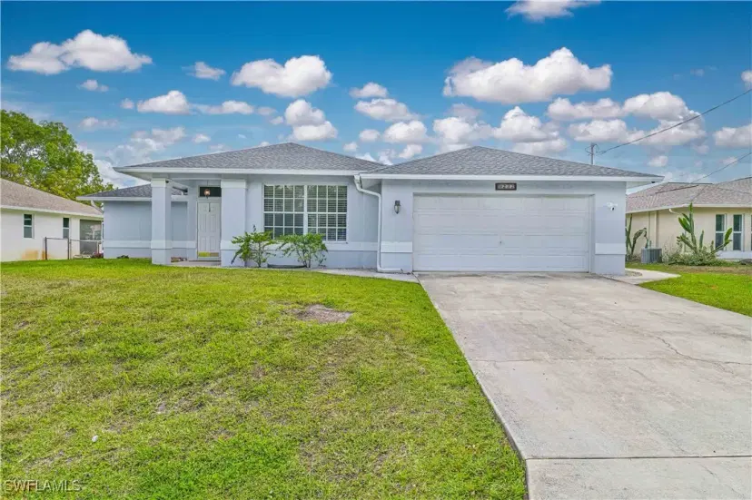 Picture of 9232 Cypress Dr N, Fort Myers FL 33967