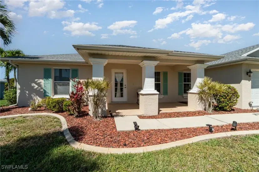 Picture of 417 NW 3Rd Ter, Cape Coral FL 33993