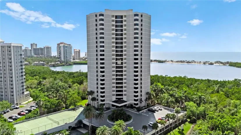 Picture of 5555 Heron Point Dr 801, Naples FL 34108