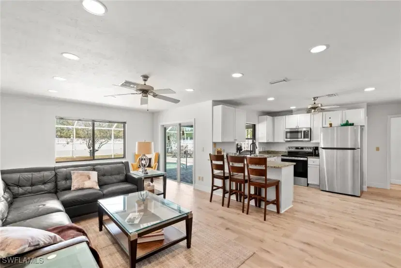 Picture of 5057 Lexington Blvd, Fort Myers FL 33919