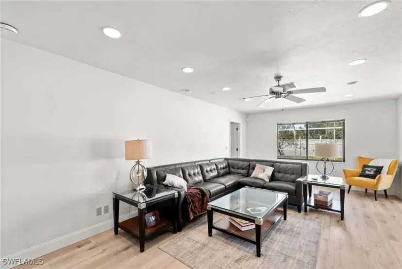 Picture of 5057 Lexington Blvd, Fort Myers FL 33919