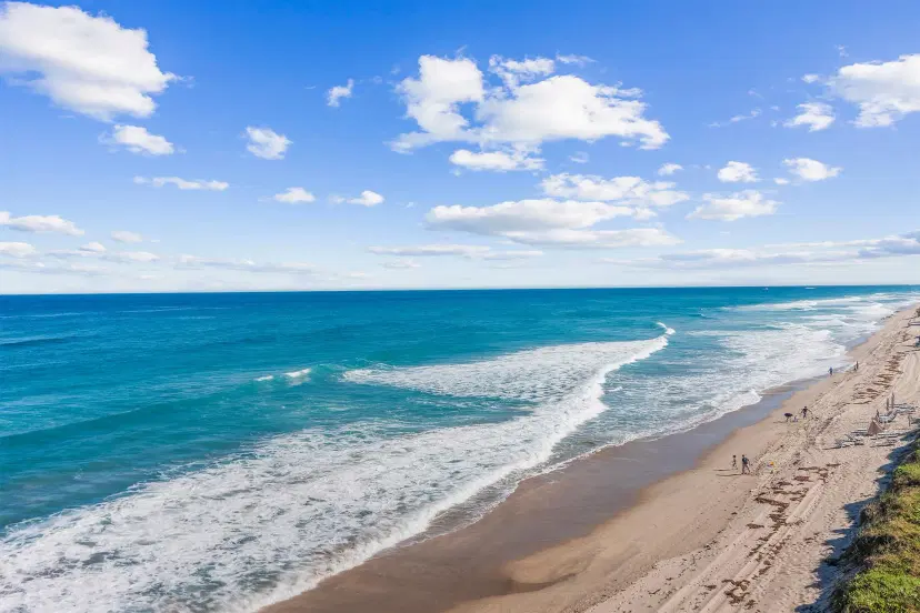 Picture of 3250 S Ocean Boulevard 505-N, Palm Beach FL 33480