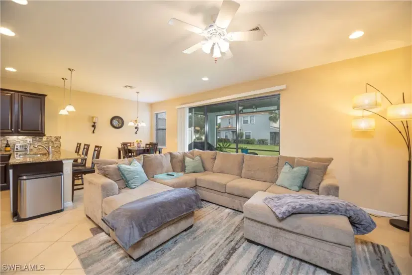 Picture of 14758 Sutherland Ave 412, Naples FL 34119