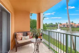 Picture of 1275 Wildwood Lakes Blvd 204, Naples, FL 34104