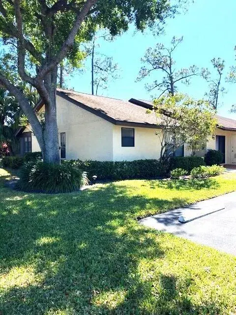 Picture of 190 Mastic Tree Court, Royal Palm Beach FL 33411