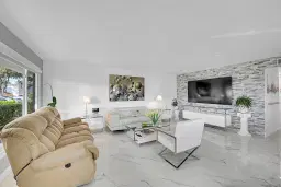 Picture of 114 Greenbrier C, West Palm Beach, FL 33417