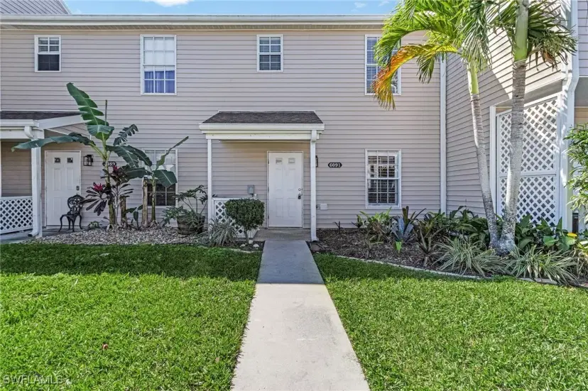 Picture of 6091 Lake Front Dr, Fort Myers FL 33908