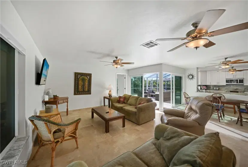 Picture of 2404 SE 16Th St, Cape Coral FL 33990