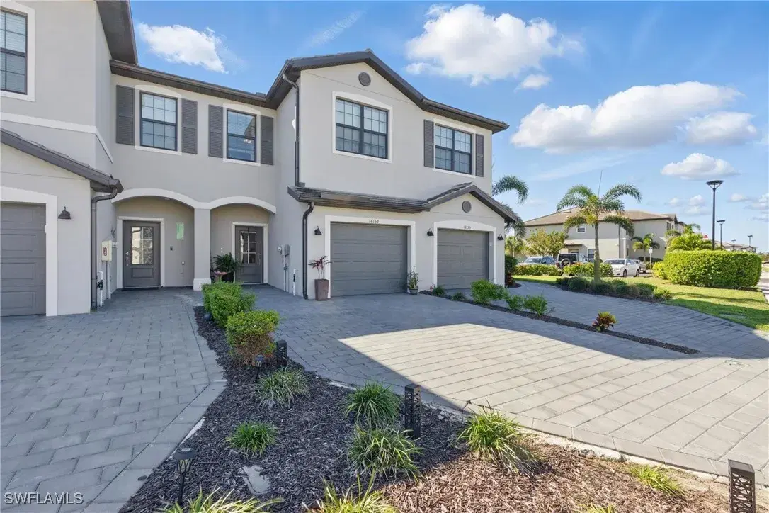 Picture of 14157 Pine Lodge Ln, Fort Myers, FL 33913