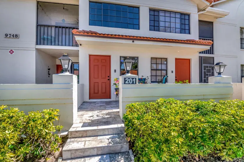 Picture of 9748 Pavarotti Terrace 201, Boynton Beach FL 33437