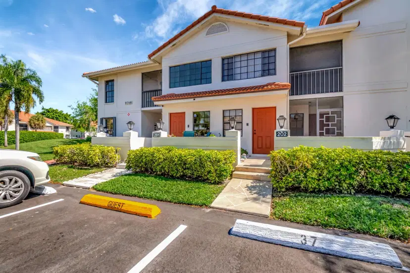 Picture of 9748 Pavarotti Terrace 201, Boynton Beach FL 33437