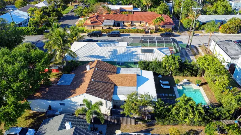 Picture of 528 N Palmway, Lake Worth Beach FL 33460