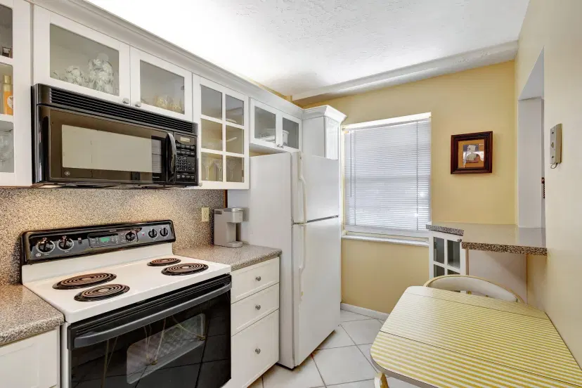 Picture of 105 Paradise Harbour Boulevard 109, North Palm Beach FL 33408
