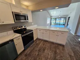 Picture of 671 Banks Rd 671, Margate, FL 33063