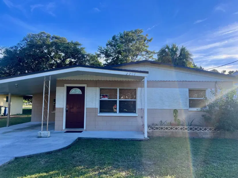 Picture of 2203 Avenue Q, Fort Pierce FL 34950