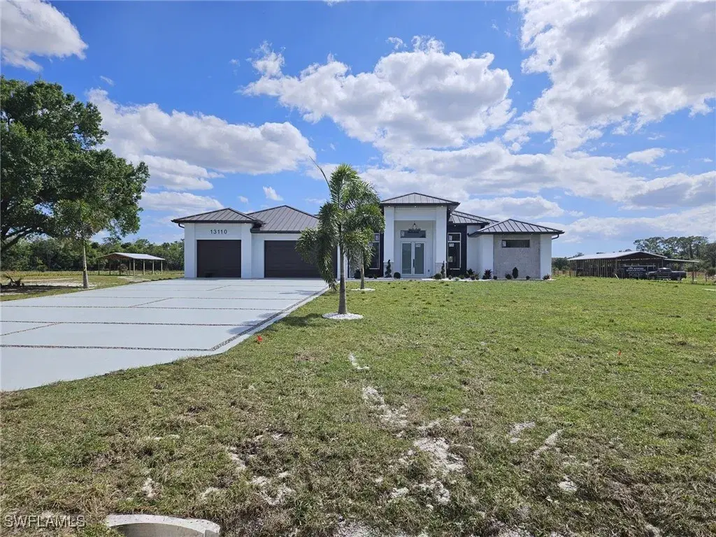 Picture of 13110 Peace Rd, Fort Myers, FL 33905