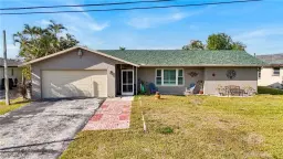 Picture of 15910 Lake Candlewood Dr 15910, Fort Myers, FL 33907